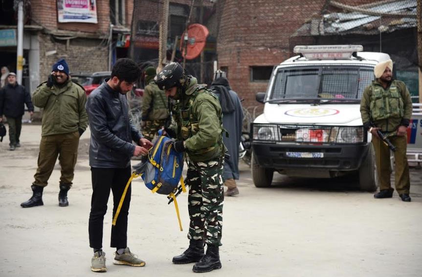 Security tightened ahead of PM’s visit, Dalgate-Nishat road sealed