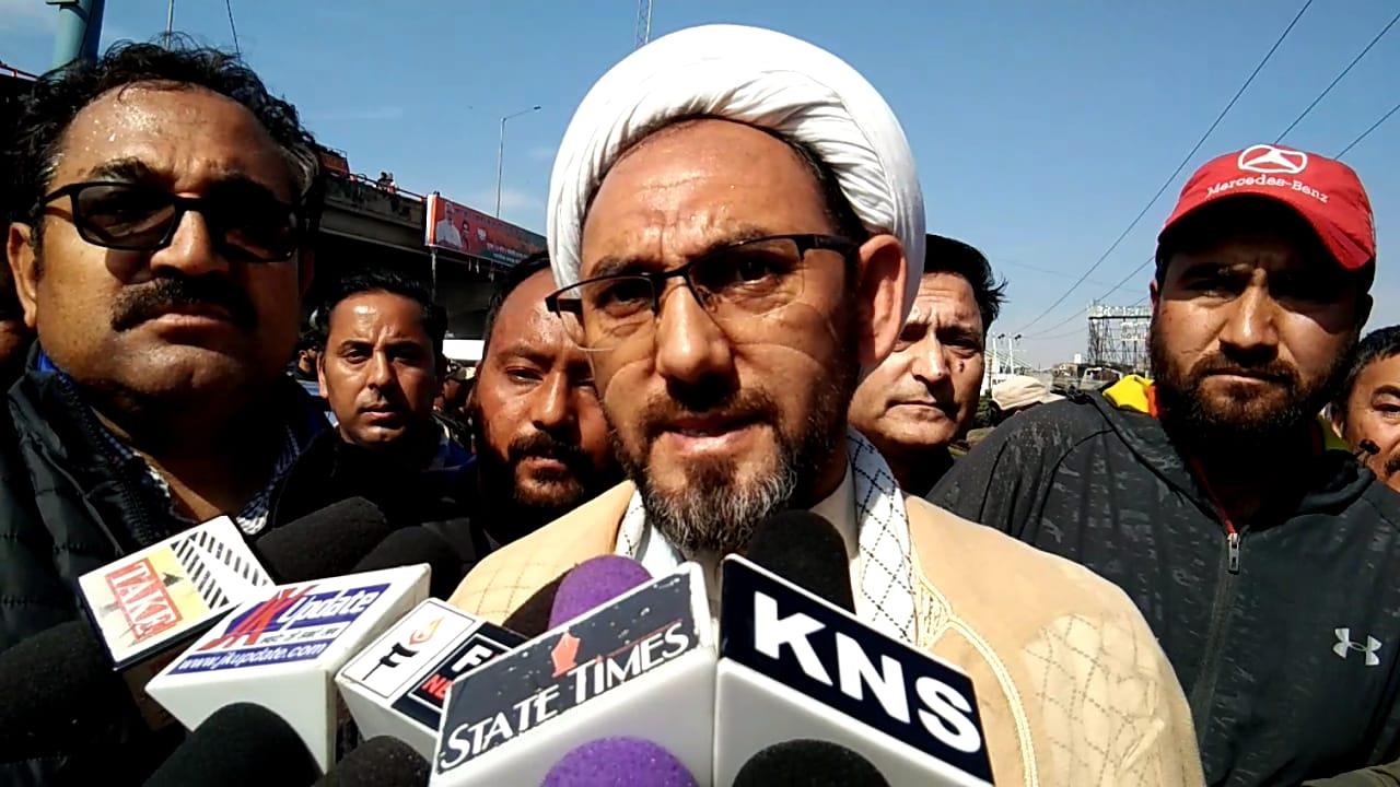 Kargilites on roads over Division status discrimination