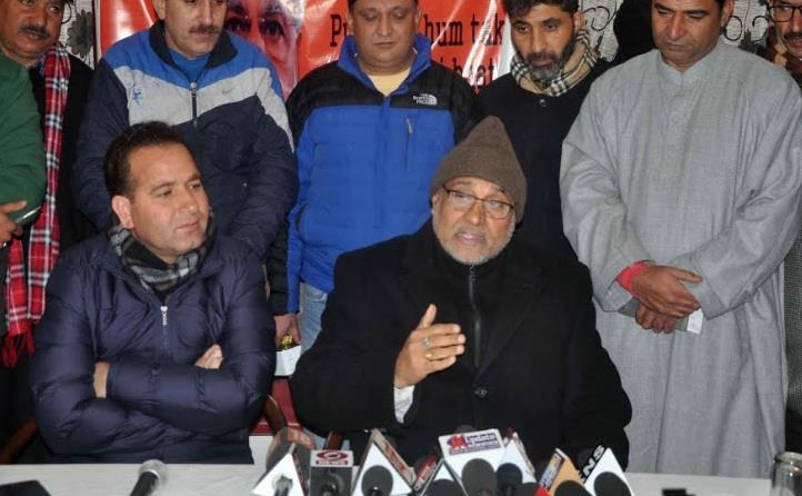 BJP slams PDP, NC for criticising Governor