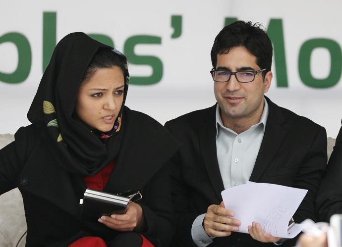 Shah Feesal launches political party, Shehla Rashid joins him