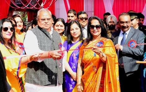 Governor inaugurates 31st Police Public Mela