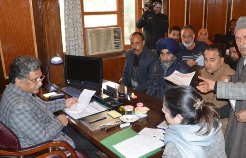 Advisor Ganai urges stakeholders to work for developing robust education system in J&K