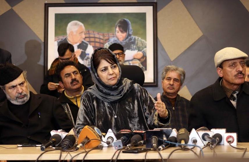 Mehbooba to contest LS polls from South Kashmir constituency, Aga Moshin from Srinagar