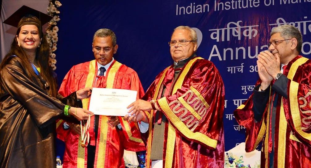Governor attends 2nd annual convocation of IIM Jammu