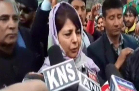 Banning civilian movement on highway none of their business: Mehbooba
