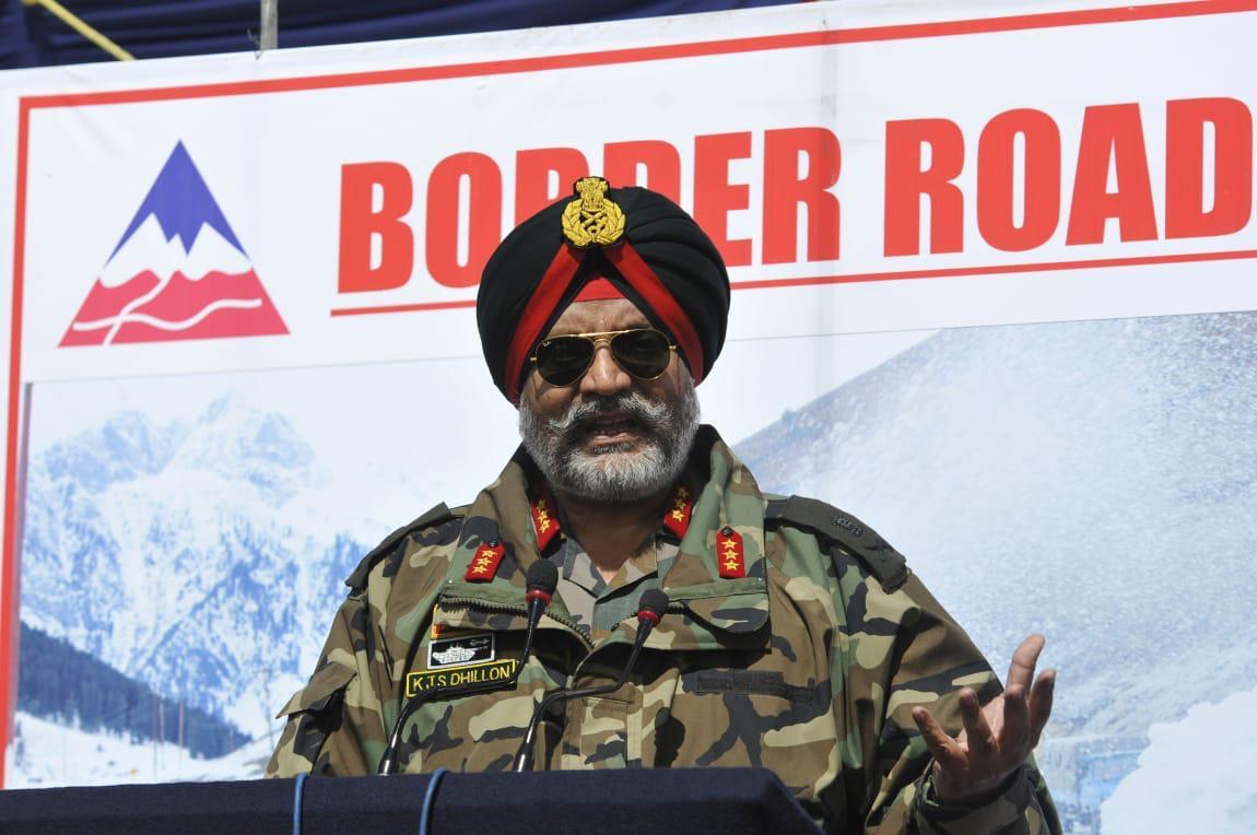 Stay away from drugs, study hard: GOC tells Kashmiri youth