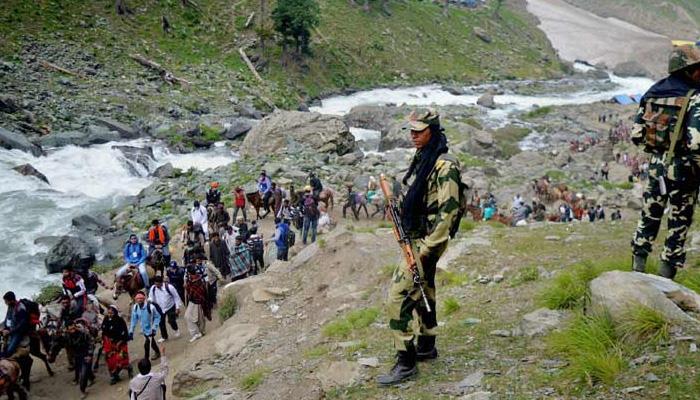 Amid tight security, 1st batch of Amarnath yatries to leave from Jmu on Sunday