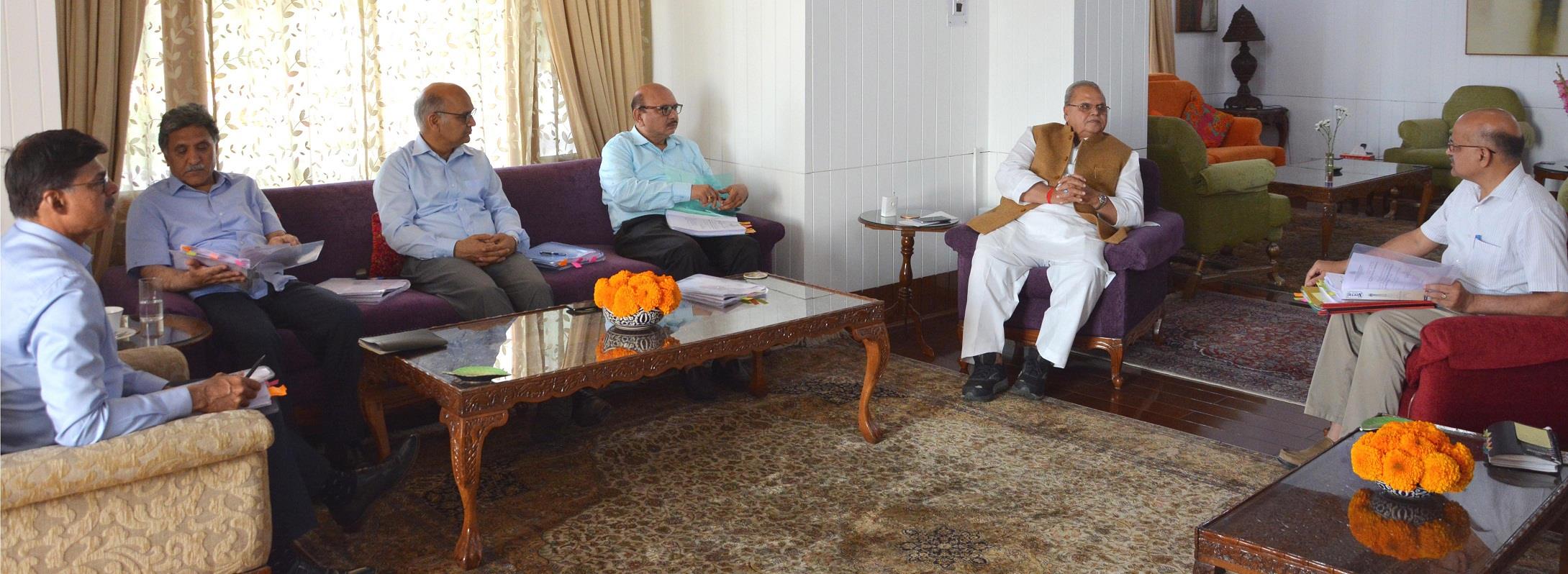 Development of Hydro, Solar Power in J&K- SAC reviews status