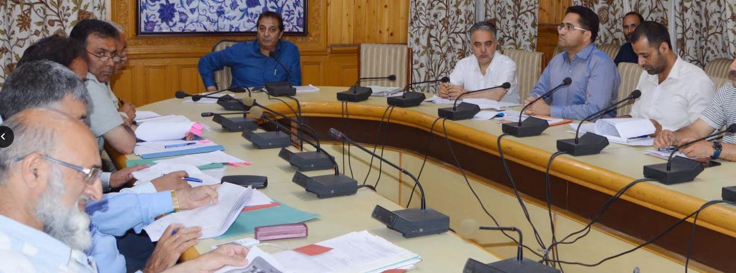 Speed up acquisition process for traffic management in city: Div Com to officers