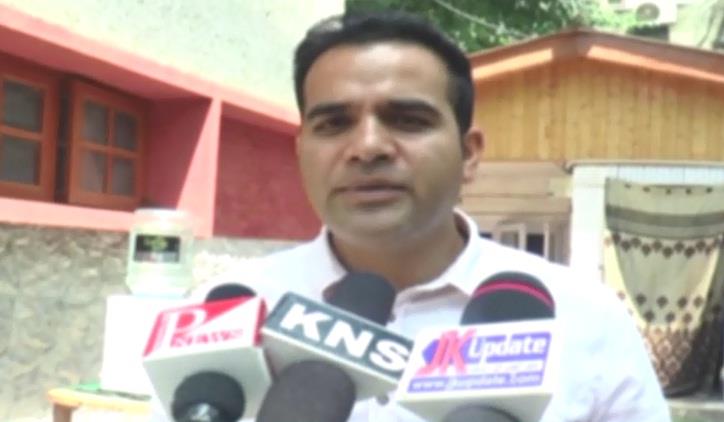 Shuja-ul-Haq is president Kashmir Press Club