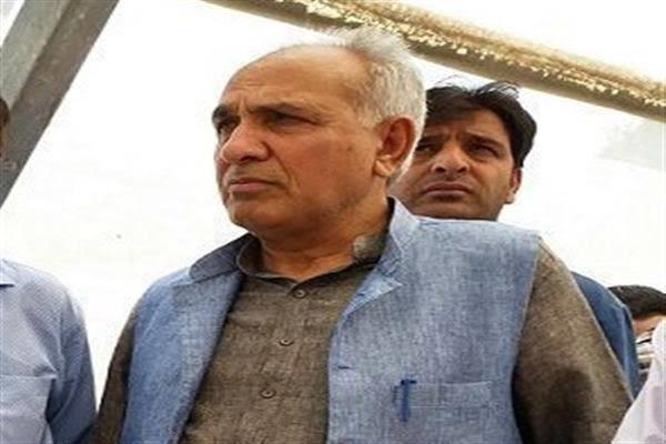 Founder member of PDP Khalid Band resigns, likely to join NC soon