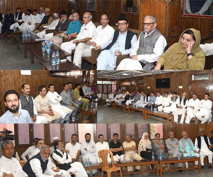 Amplify efforts to raise issues distressing people: Omar to party functionaries