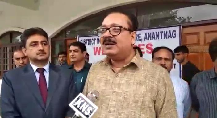 Bat manufacturing units to receive a boost in coming days: Navin Choudhary