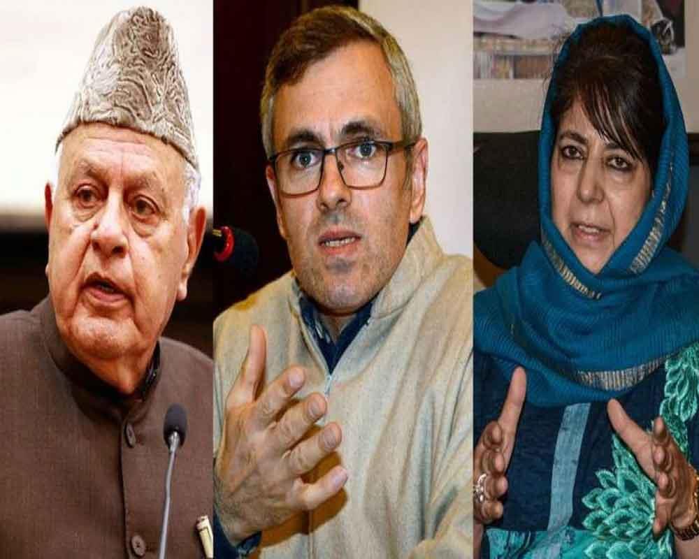 Kashmir politicians refuse to secure their release on bond