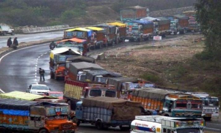 One-way traffic plies on Sgr-Jammu highway