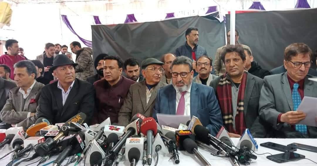 Former PDP leader Altaf Bukhari launches 'Apni party'