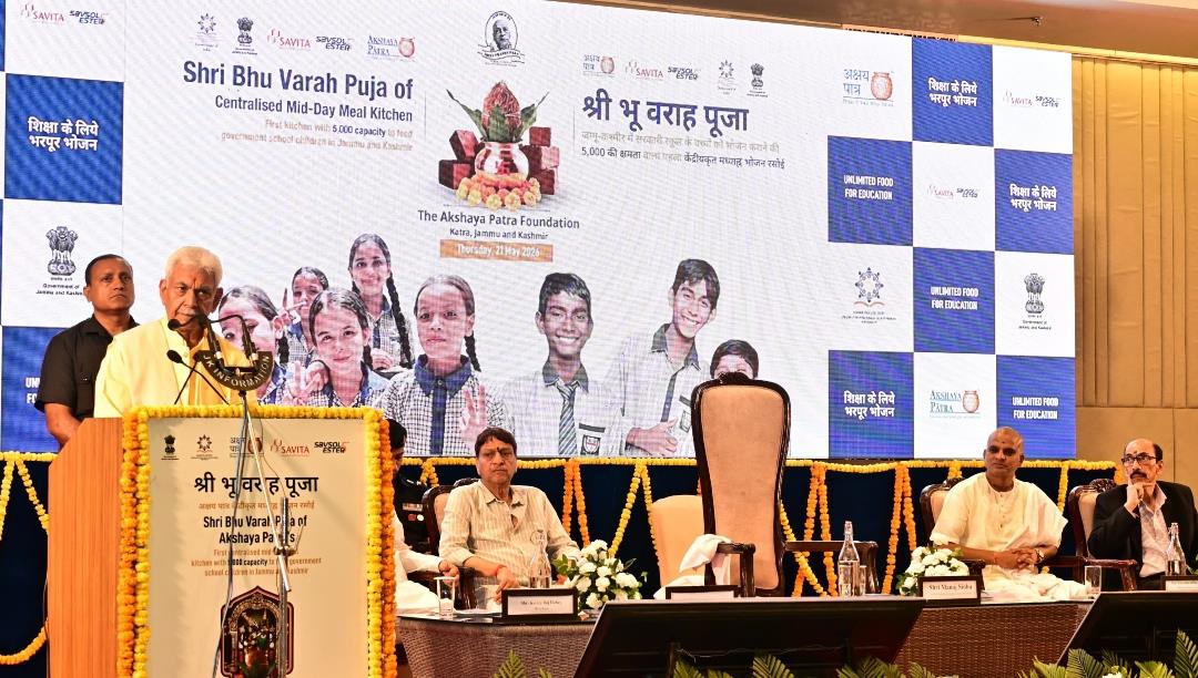Lt Governor inaugurates 5,000-meal facility for school children in Katra