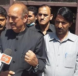 Azad greets people on Navratra, New Hijri Year