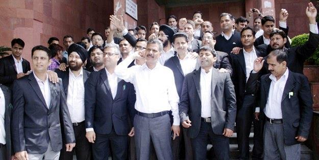 Lawyers’ body protests against arrests