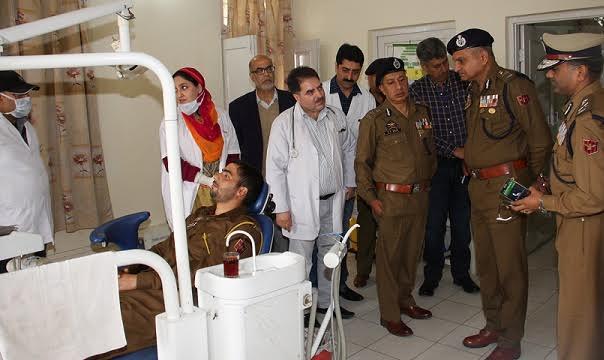 Rajendra visits Police hospital