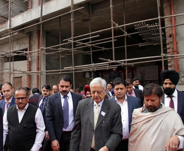 Mufti conducts extensive tour of Jammu city