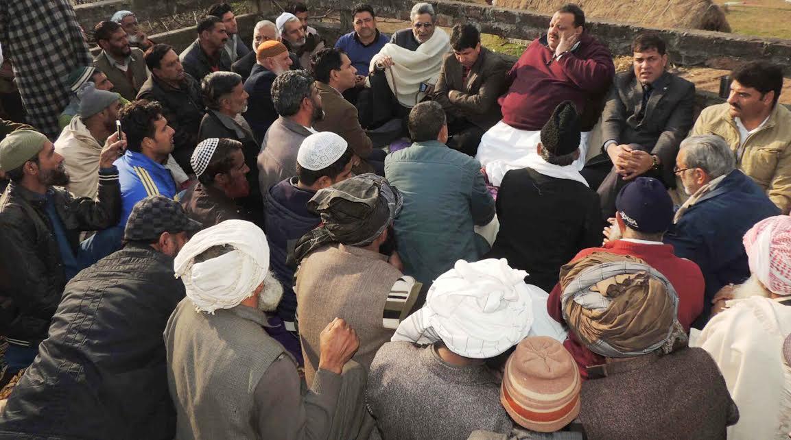 NC leaders visit Ch Ishtiyaq’s residence in Kalakote