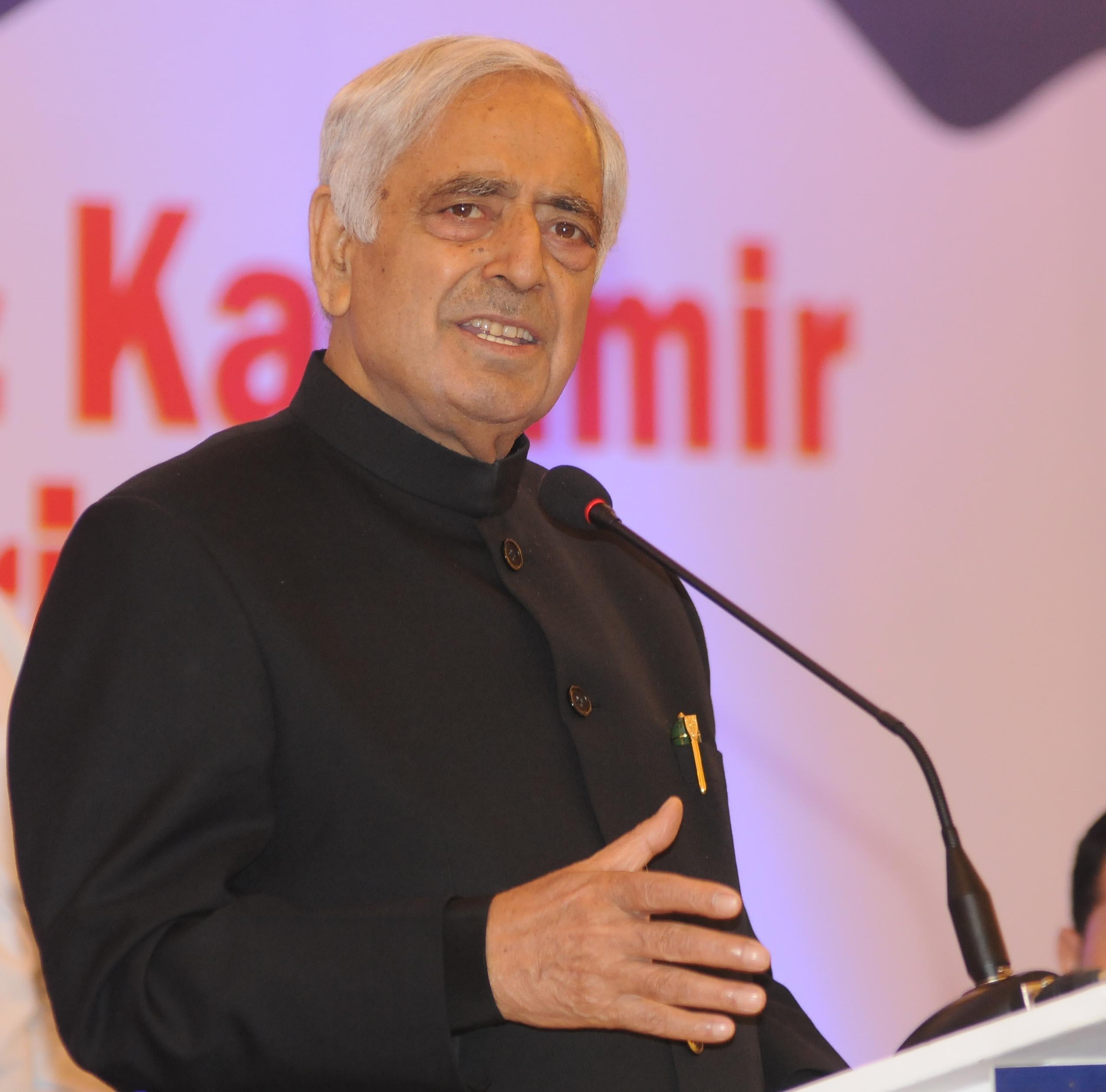 CM condoles death of 4 soldiers in snow avalanche