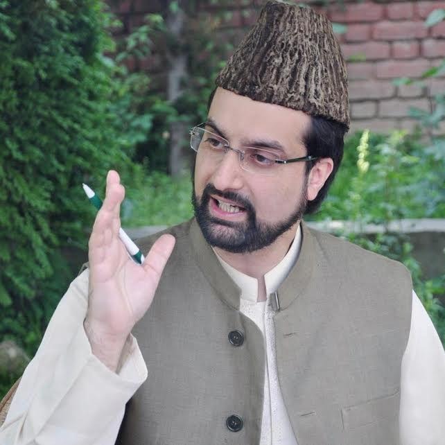 Mirwaiz condemns terror attack on Bacha Khan University
