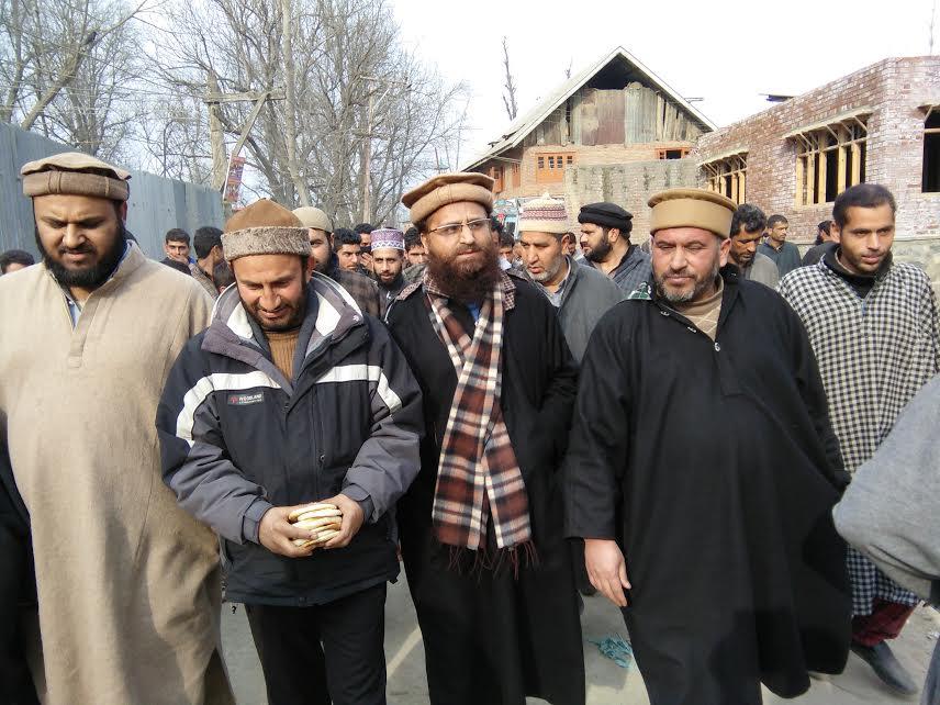 HCJK, IFJ leaders visits Pushwara Islamabad to show solidarity with family of Shaheed Mushtaq Ahmed Yaroo