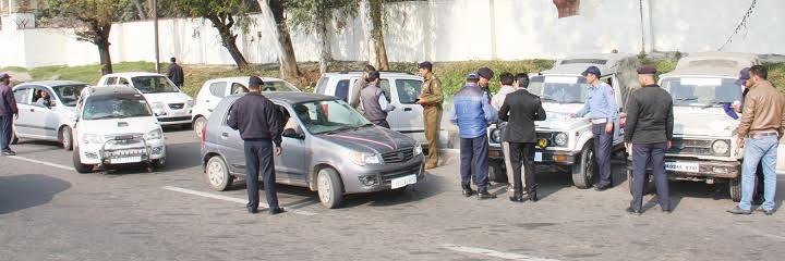 Using mobile phone during driving shall invite suspension of license: Traffic Department