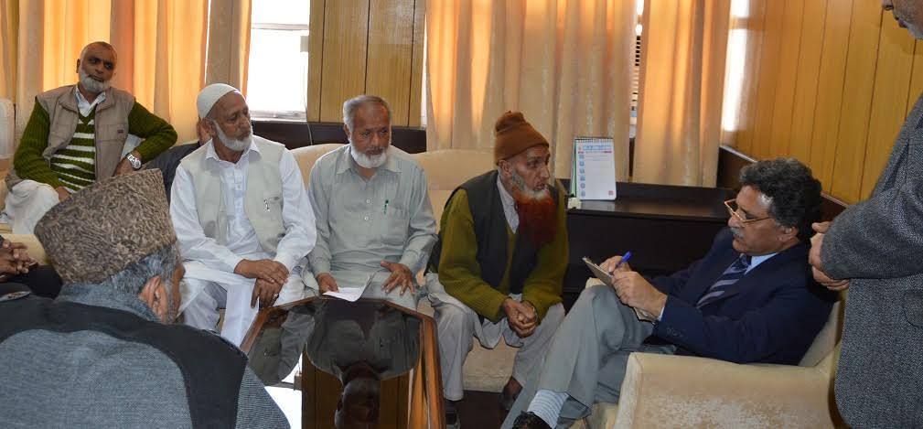 Ganai reviews functioning of Agriculture, Horticulture sectors