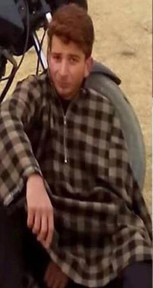 Slain Pulwama student’s real name is Mir Asif Farooq: Father