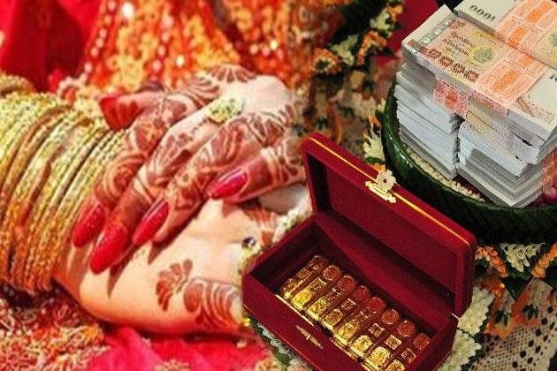 Woman thrashed by husband over dowry