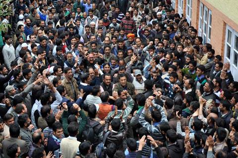 New GL teachers seek release of pending salary