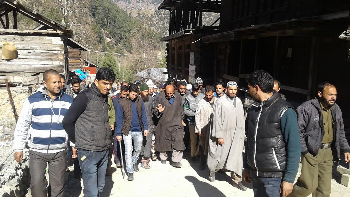 Rasheed addresses protests against NFSA in Keran