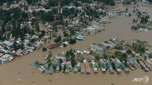 Authorities ignore flood hit families living in Govt quarters