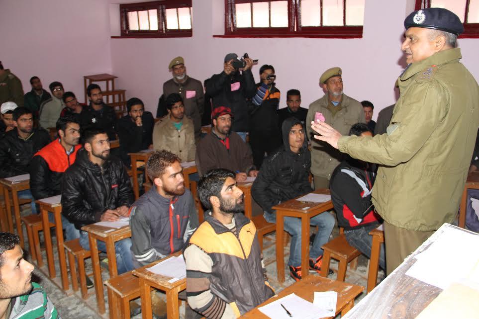 Written test for 4,000 constables held
