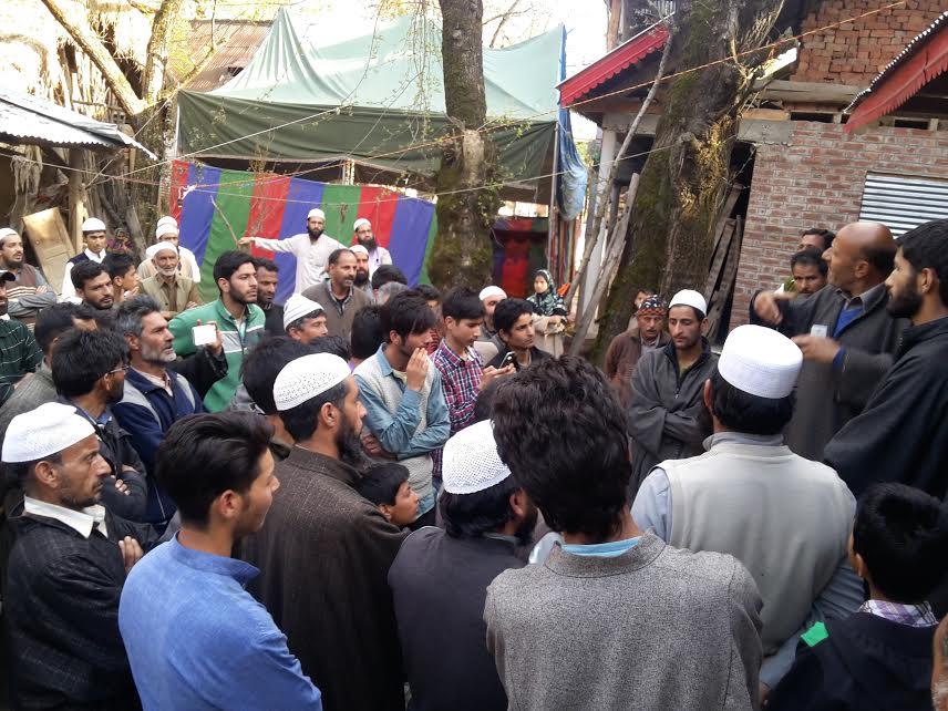 Condolence meet organised at Drugmulla to pay tributes to Mohammad Iqbal