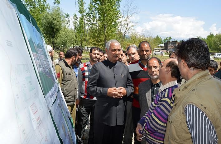 Veeri reviews preparations for Shab-i-Mehraj (SAW)