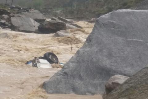 Two killed, nine injured in road accident on Sgr-Jmu highway