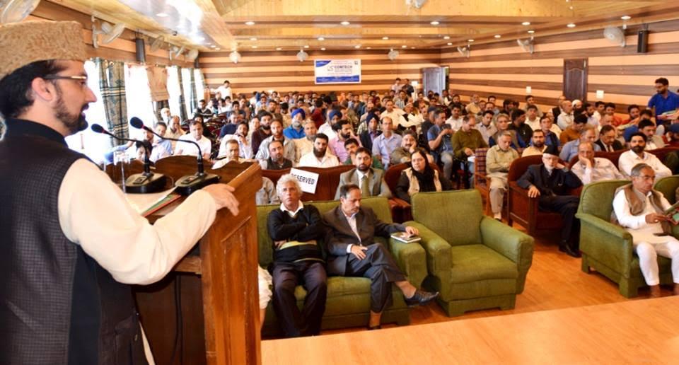 MIrwaiz for promotion of Urdu language