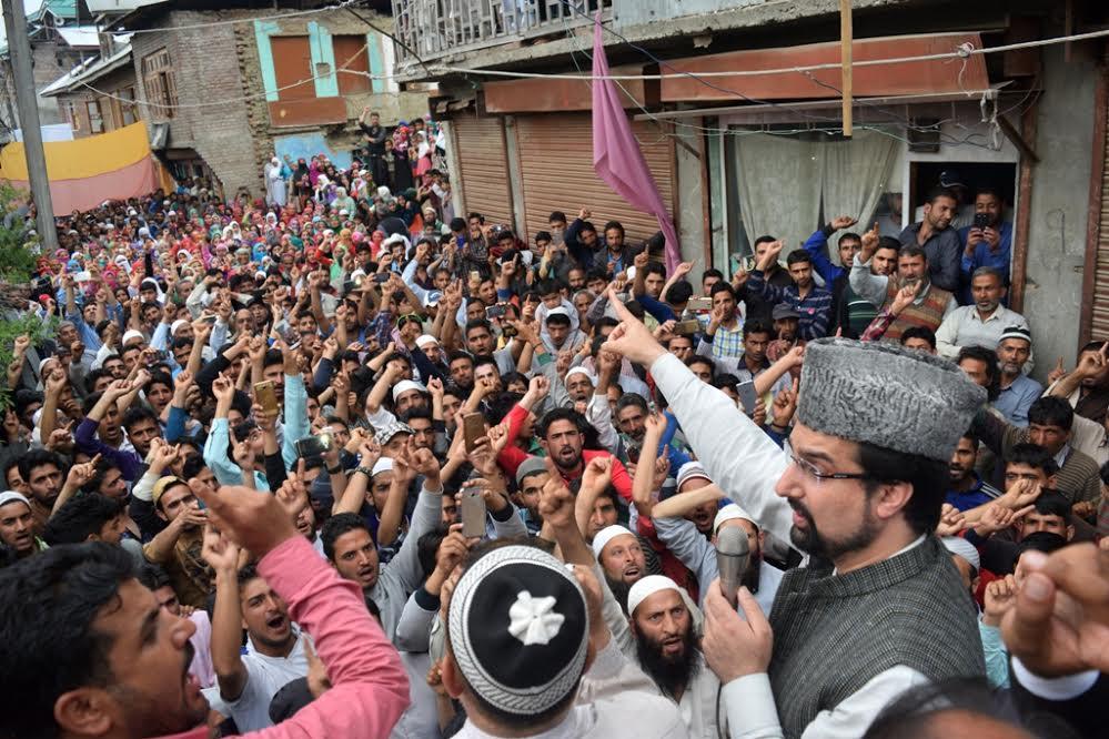 Interference in Edu institutions an attempt to dilute special status of state: Mirwaiz