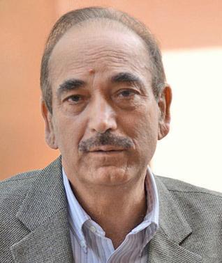 Azad felicitates people on Shab-e-Barat