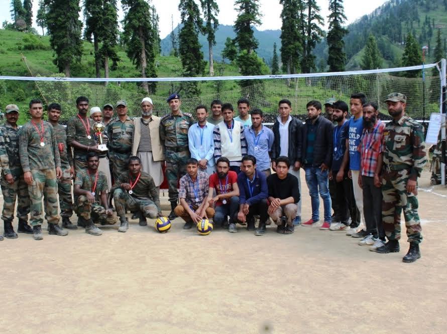 Army organizes volleyball match at Machhal