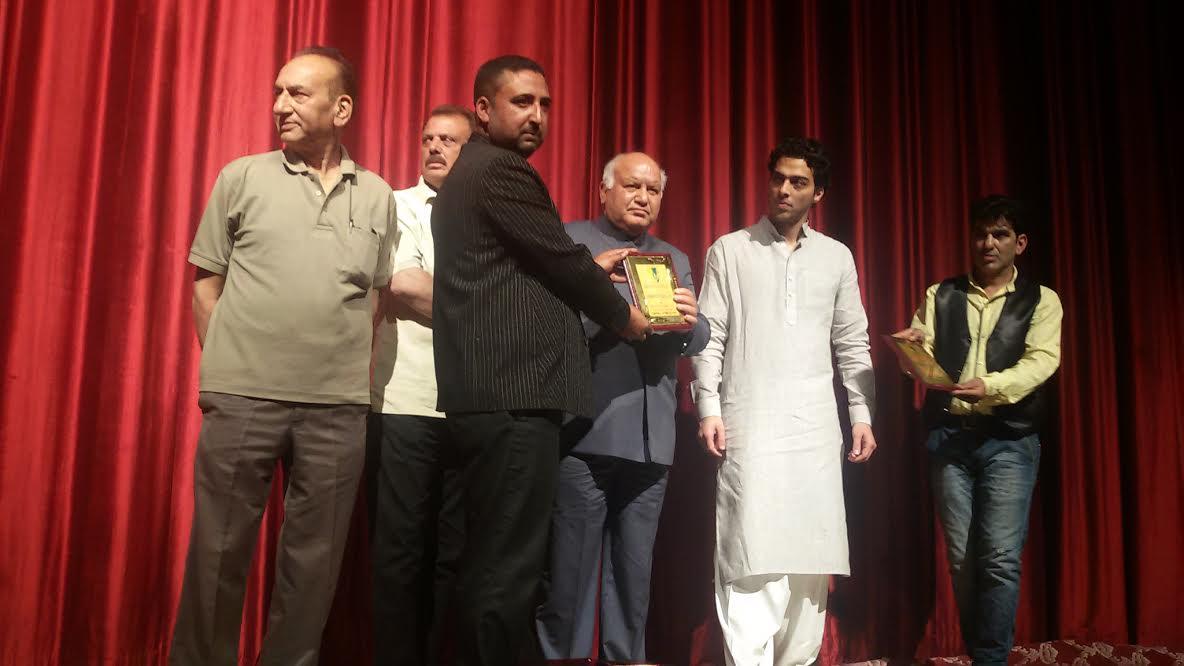 KNS correspondent awarded