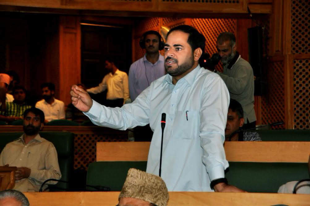 Vikar raise issue of Banihal Tourism development Authority in LA