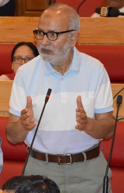 Press Club to come up at Srinagar soon: Naeem Akthar