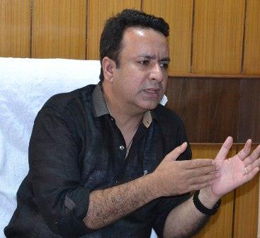 Govt committed to provide pro-people governance with humane touch: Zulfkar