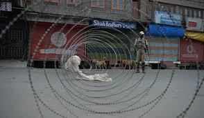 Curfew, communication blockade continue in restive Valley for 12th consecutive day