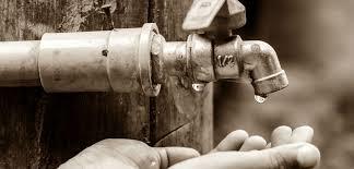 Amid unrest, Water scarcity hit several Srinagar areas